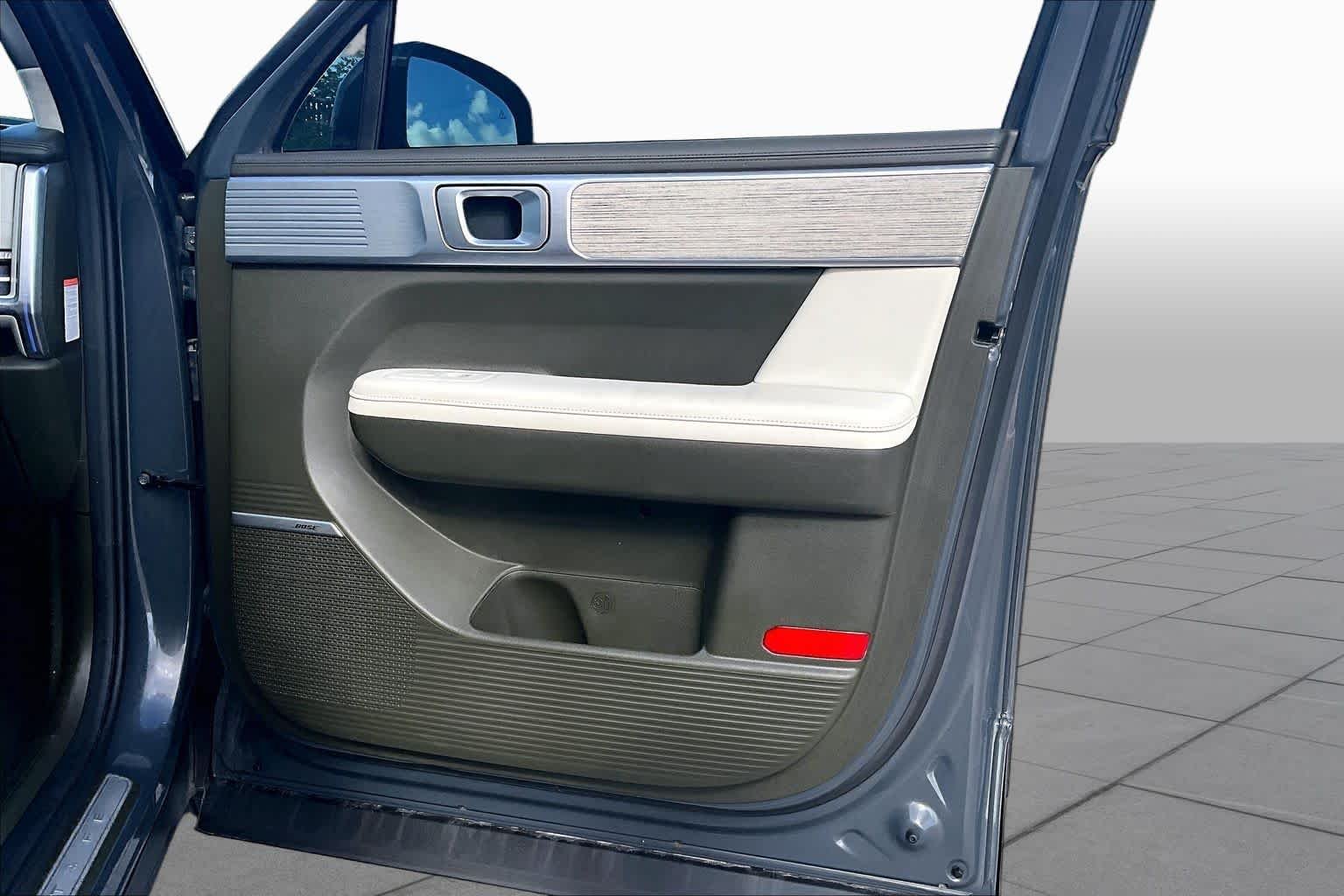 Used 2025 Ecotronic Gray Hyundai Calligraphy image 23