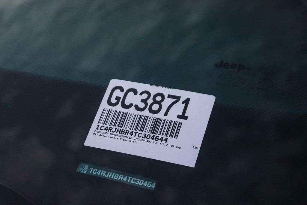 New 2026 Bright White Clearcoat Jeep Limited Reserve image 31