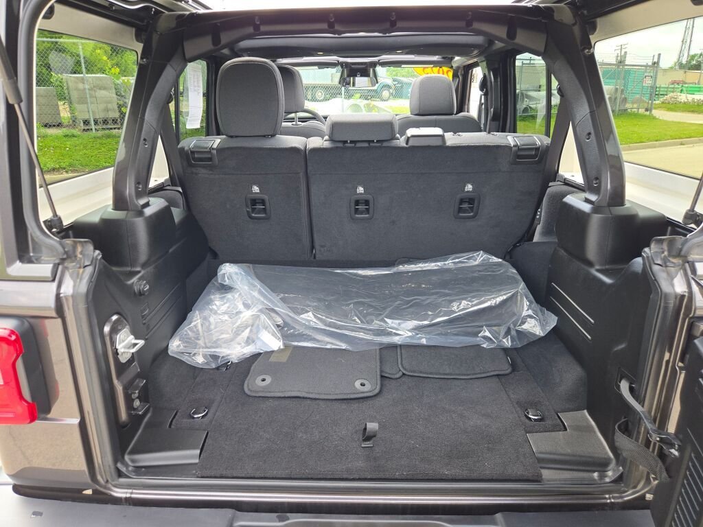 Certified Used 2025 Gray Jeep Sahara 4xe image 15