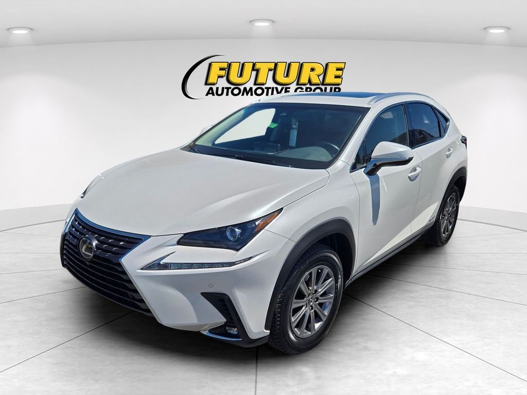 Used 2019 White Lexus 300h image 3