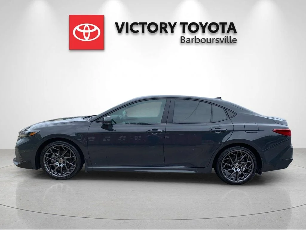 Used 2026  Toyota SE image 2