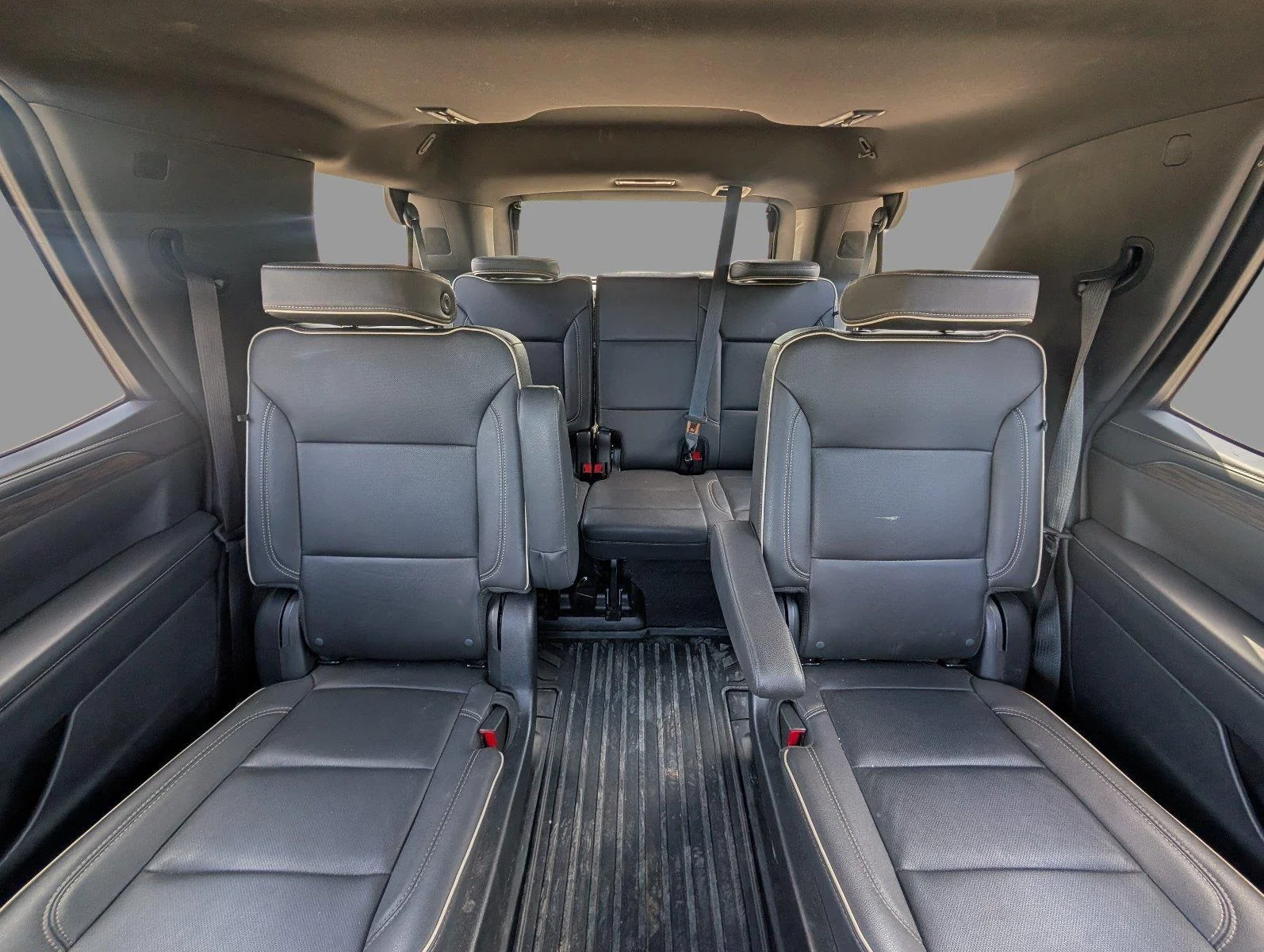 Used 2023 Black Chevrolet Premier image 30