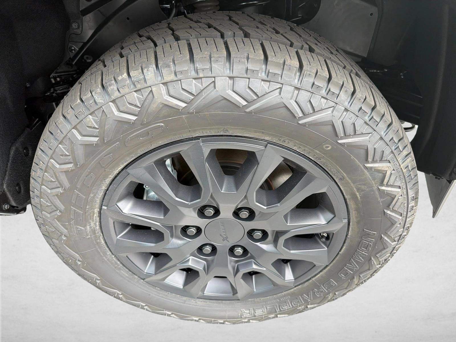 New 2026 Cutting Edge Toyota SR5 image 12