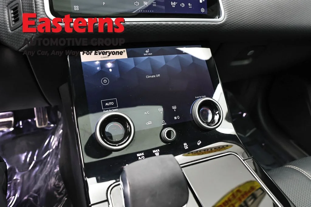 Used 2023 Gray Land Rover R-Dynamic S MHEV image 19