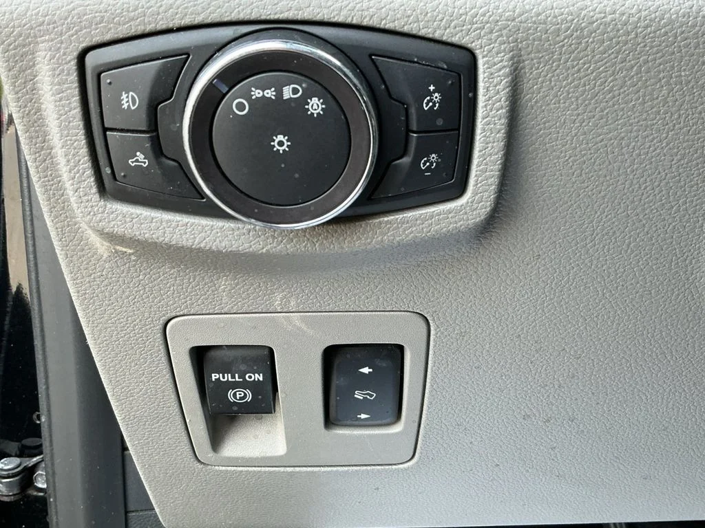 2018 Ford F-150 XLT - Photo 25