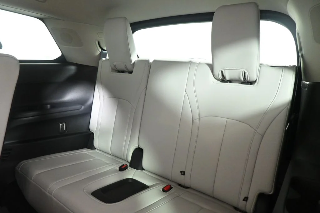 New 2027 Black INFINITI LUXE image 32