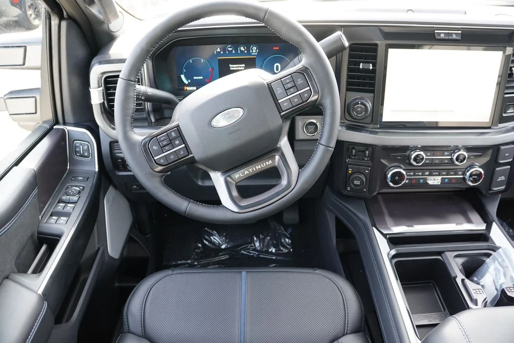 New 2026 Star White Metallic Tri-Coat Ford  image 16