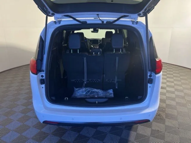 New 2026 White Chrysler LX image 24