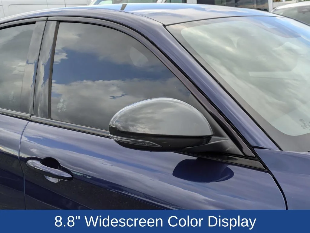 Used 2019 Montecarlo Blue Metallic Alfa Romeo Base image 12