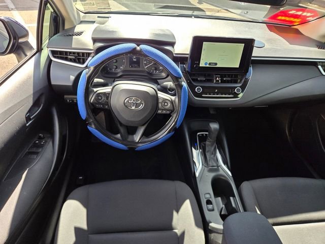 2025 Toyota Corolla LE - Photo 12