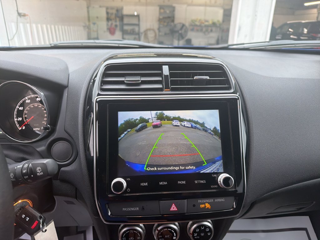 Used 2026 Blue Mitsubishi 2.0 LE image 22