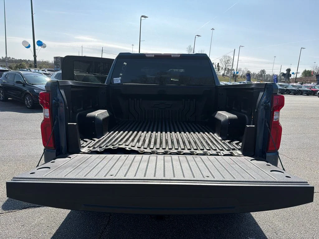 Used 2024 Blue Chevrolet LTZ image 18