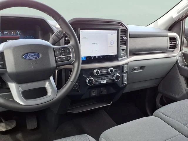 Used 2025  Ford Y image 5