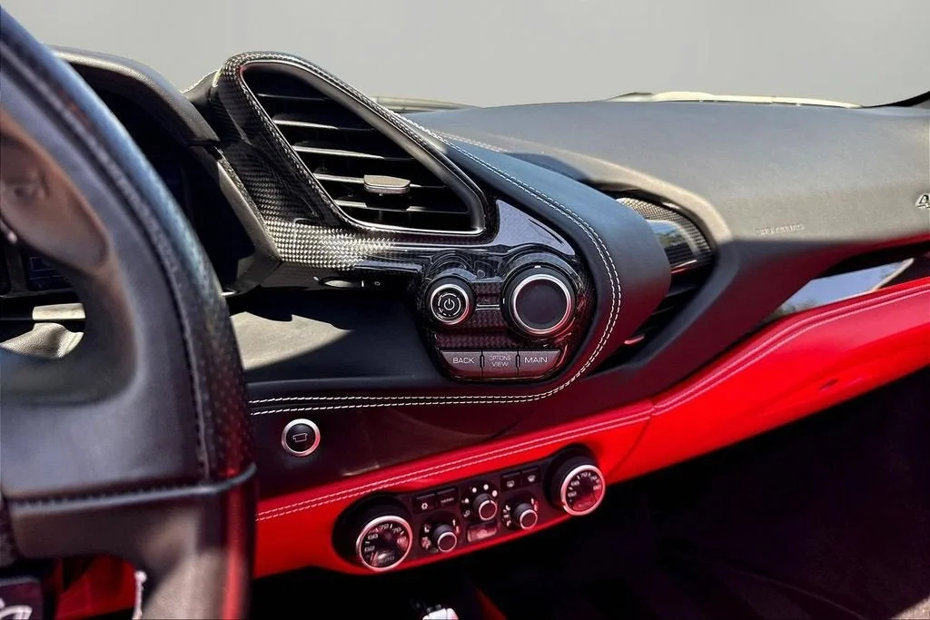 Certified Used 2019 Bianco Avus Ferrari  image 10