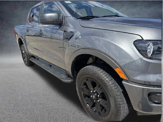 Used 2023 Gray Ford XLT image 3