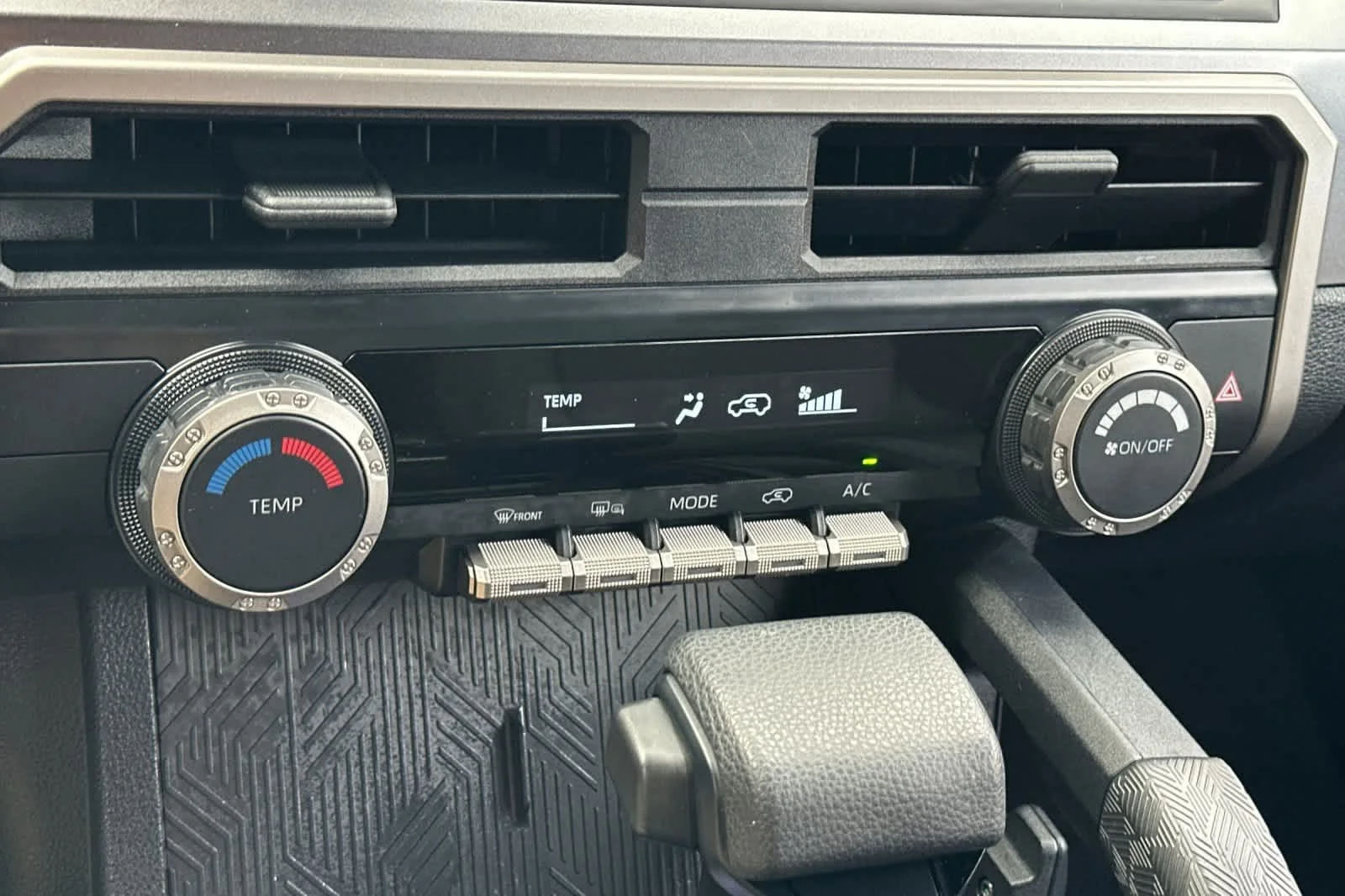 Certified Used 2025 CUTTING EDGE Toyota SR5 image 20