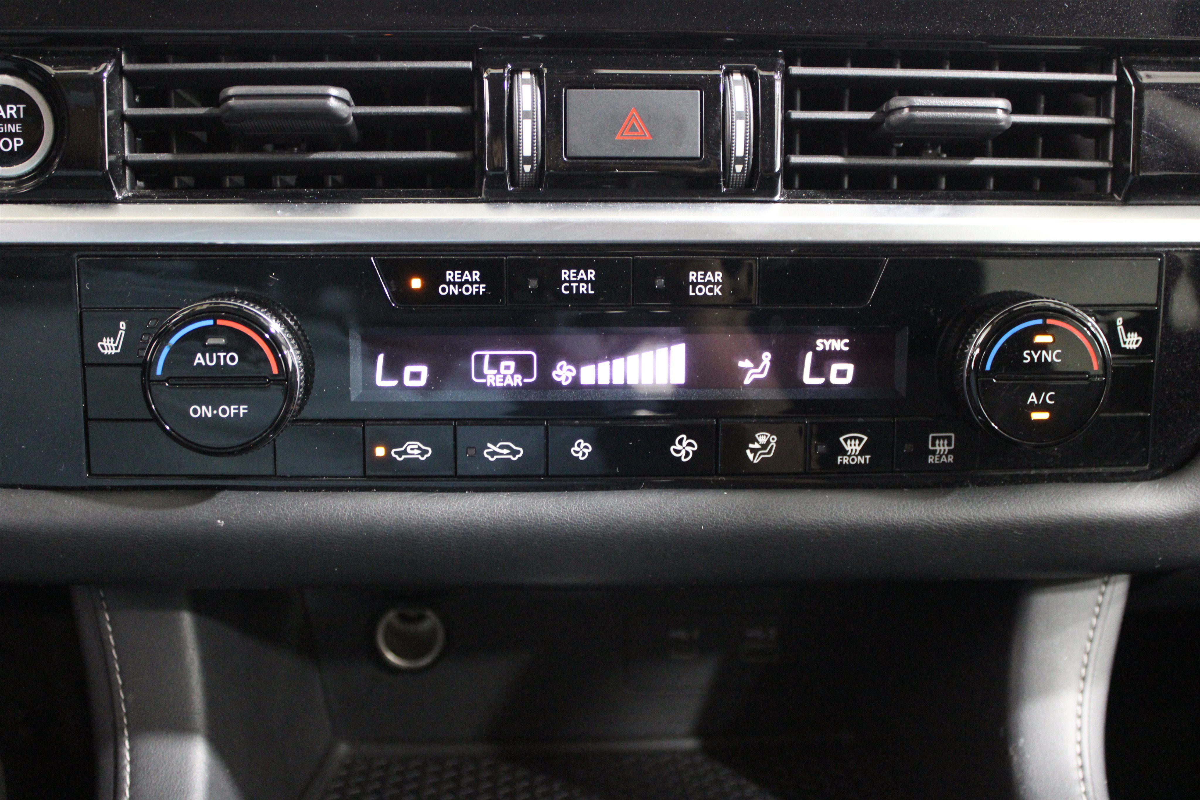 Used 2022 Super Black Nissan SV image 15