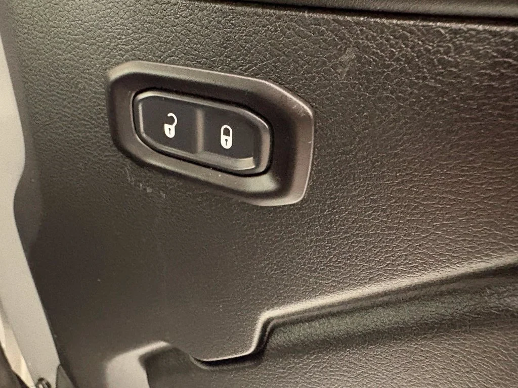 Used 2018 Gray Jeep Unlimited Rubicon image 17