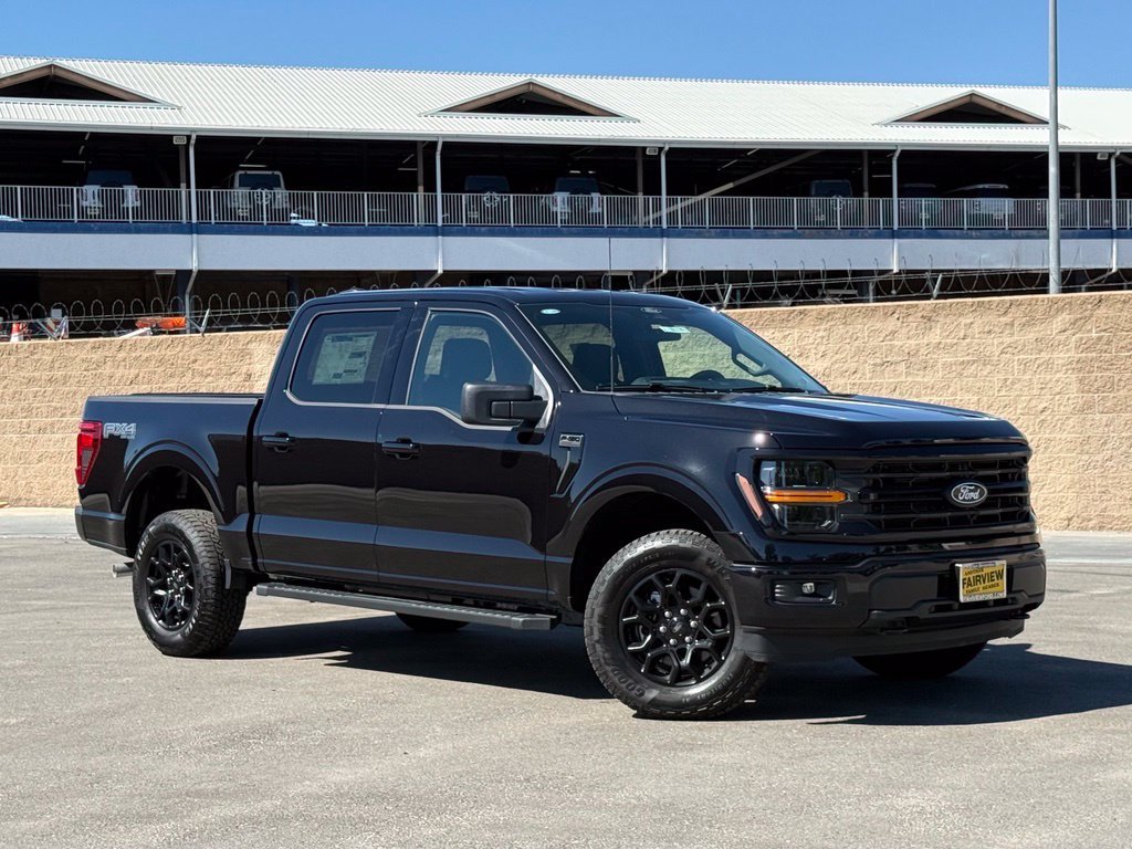 New 2026 Agate Black Metallic Ford XLT image 1