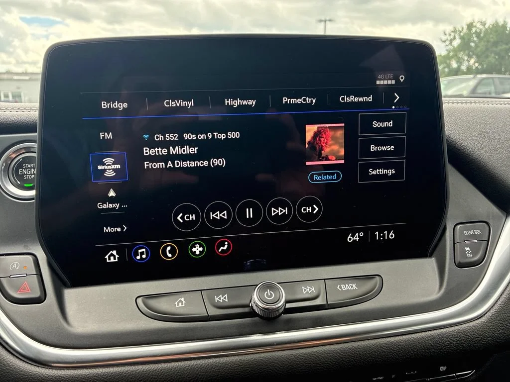 Used 2023 BLUE GLOW METALLIC Chevrolet LT image 20