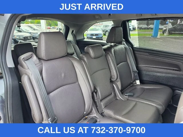 Certified Used 2022 Lunar Silver Metallic Honda EX-L image 16