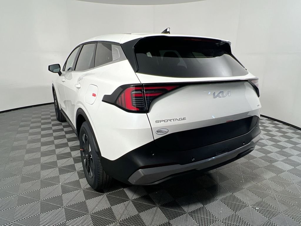 New 2026 Snow White Pearl Kia LX image 7