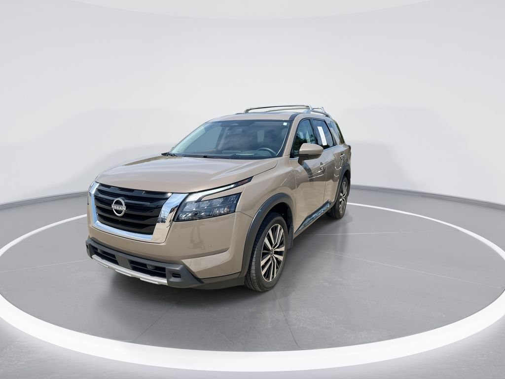 Certified Used 2025 Beige Nissan Platinum image 4