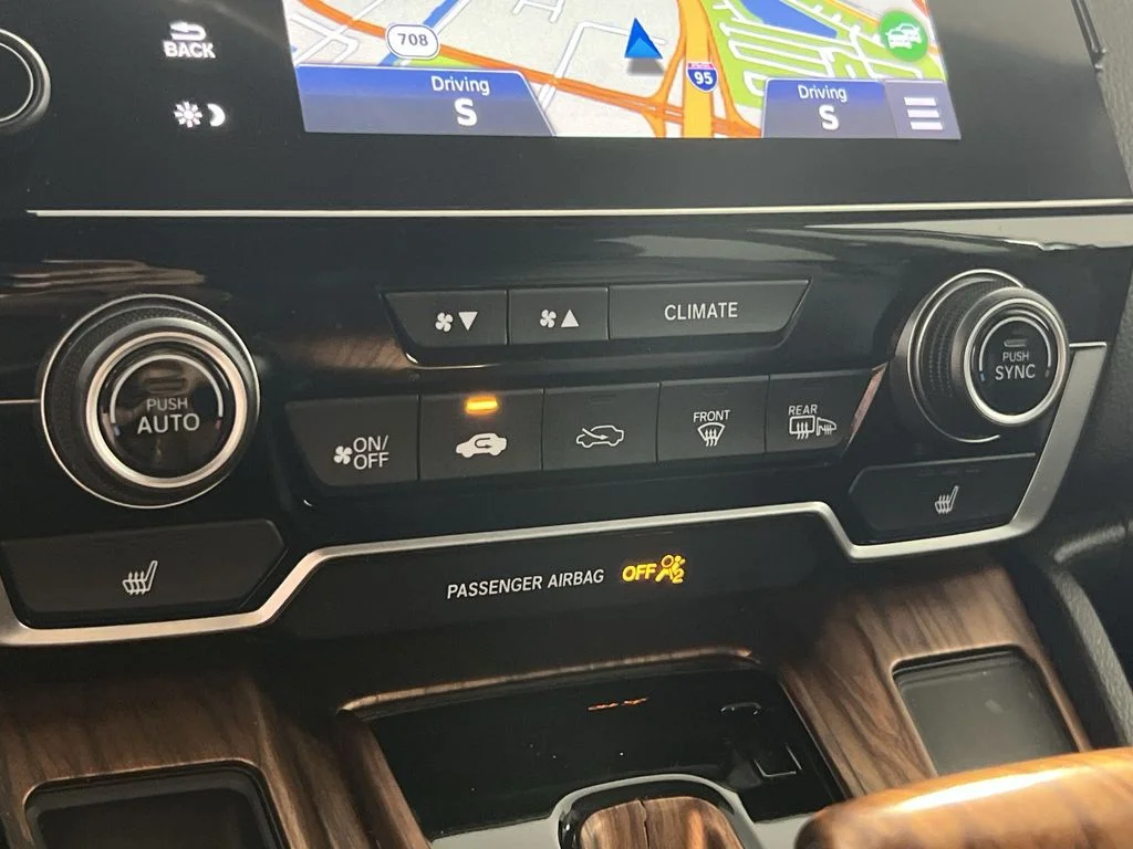 Used 2020  Honda Touring image 16