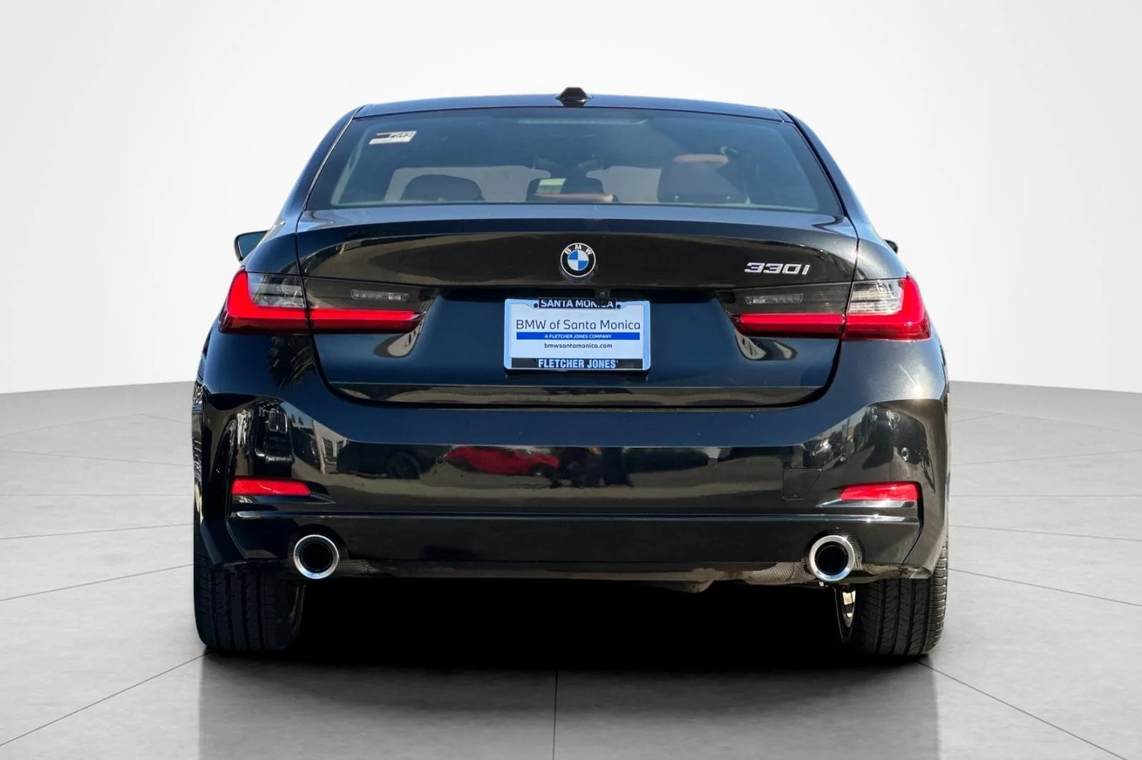 Used 2023 Black Sapphire Metallic BMW 330i image 4
