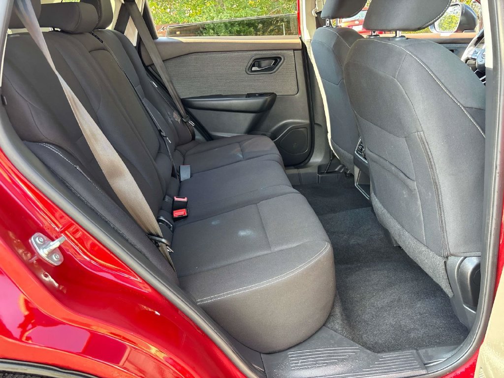 Used 2023 Red Nissan S image 14
