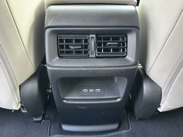 Used 2024 White Honda EX-L image 21