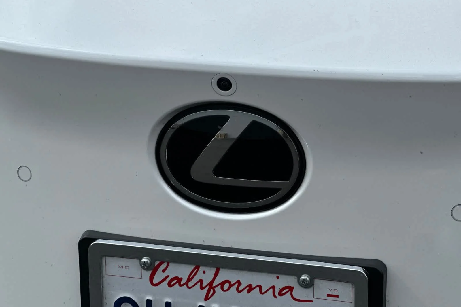 Used 2023 Eminent White Pearl Lexus Premium image 10