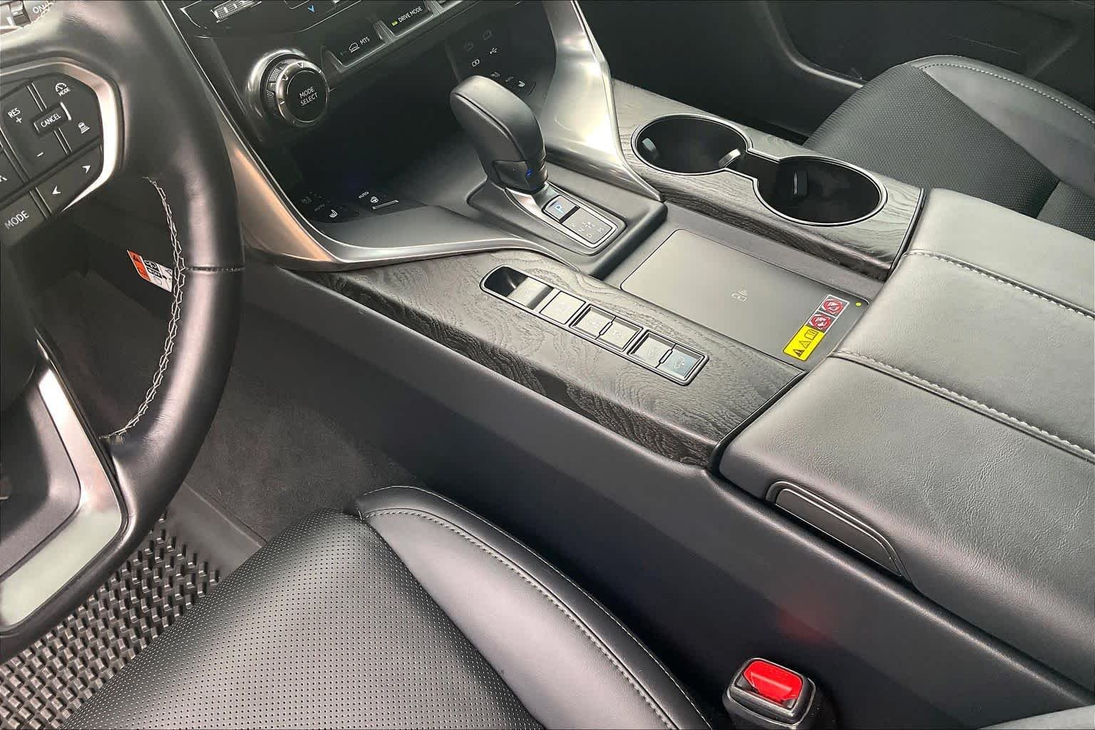 Certified Used 2025 Earth Lexus Overtrail image 15