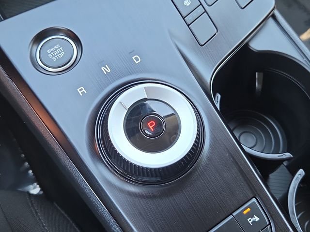 Used 2026 Fusion Black Kia S image 20