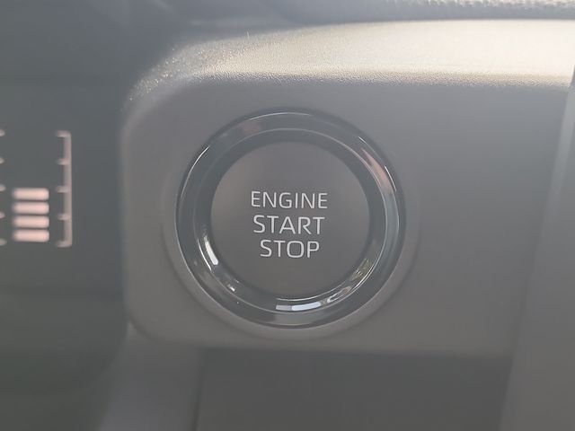 Used 2025 Red Toyota SR image 25