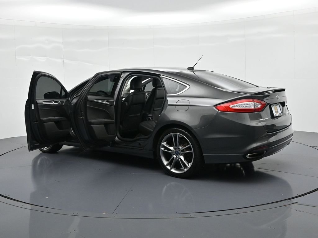 Used 2016 Gray Ford Titanium image 22