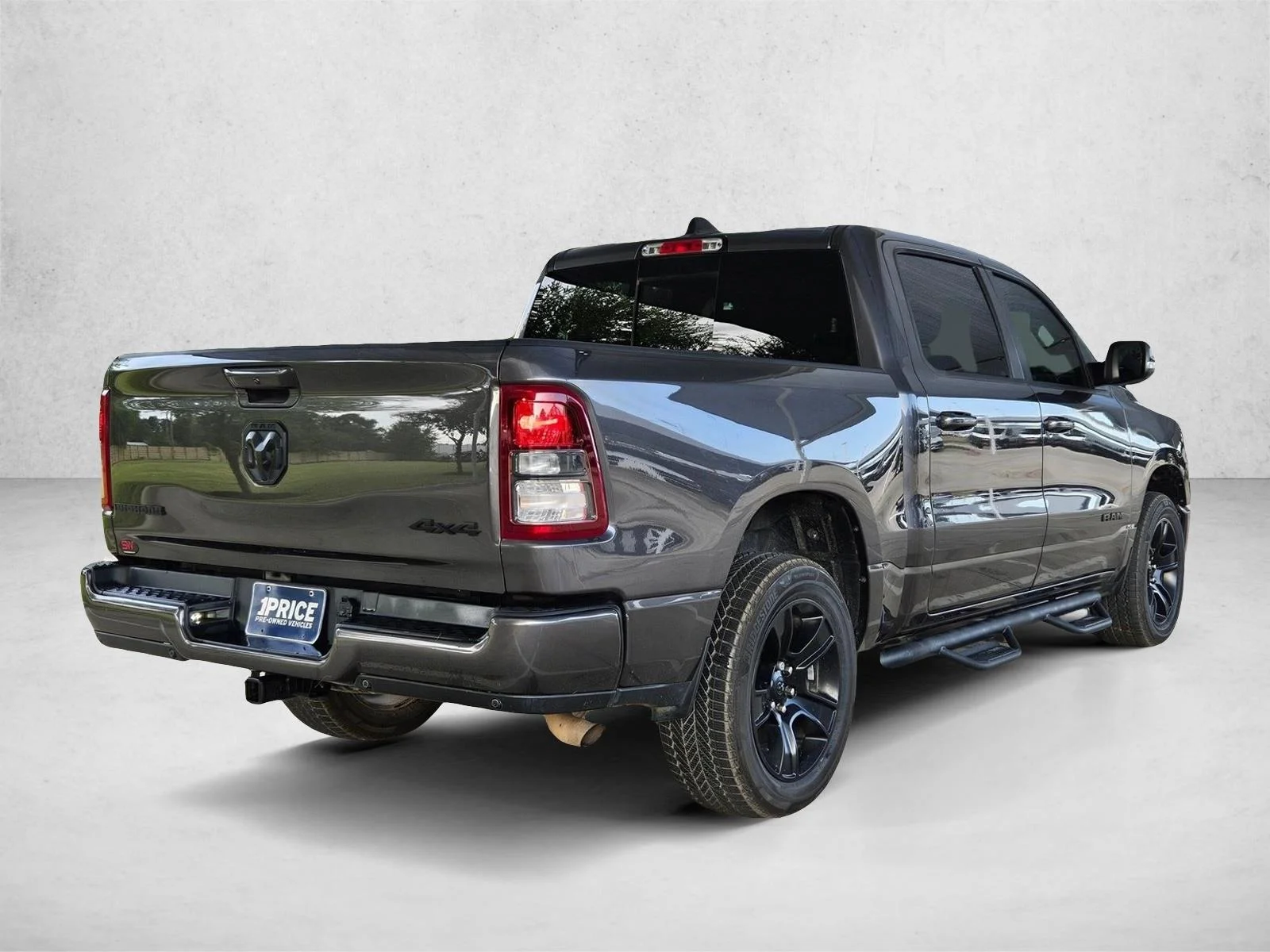 Used 2022 Granite Crystal Metallic Clearcoat RAM Big Horn image 5