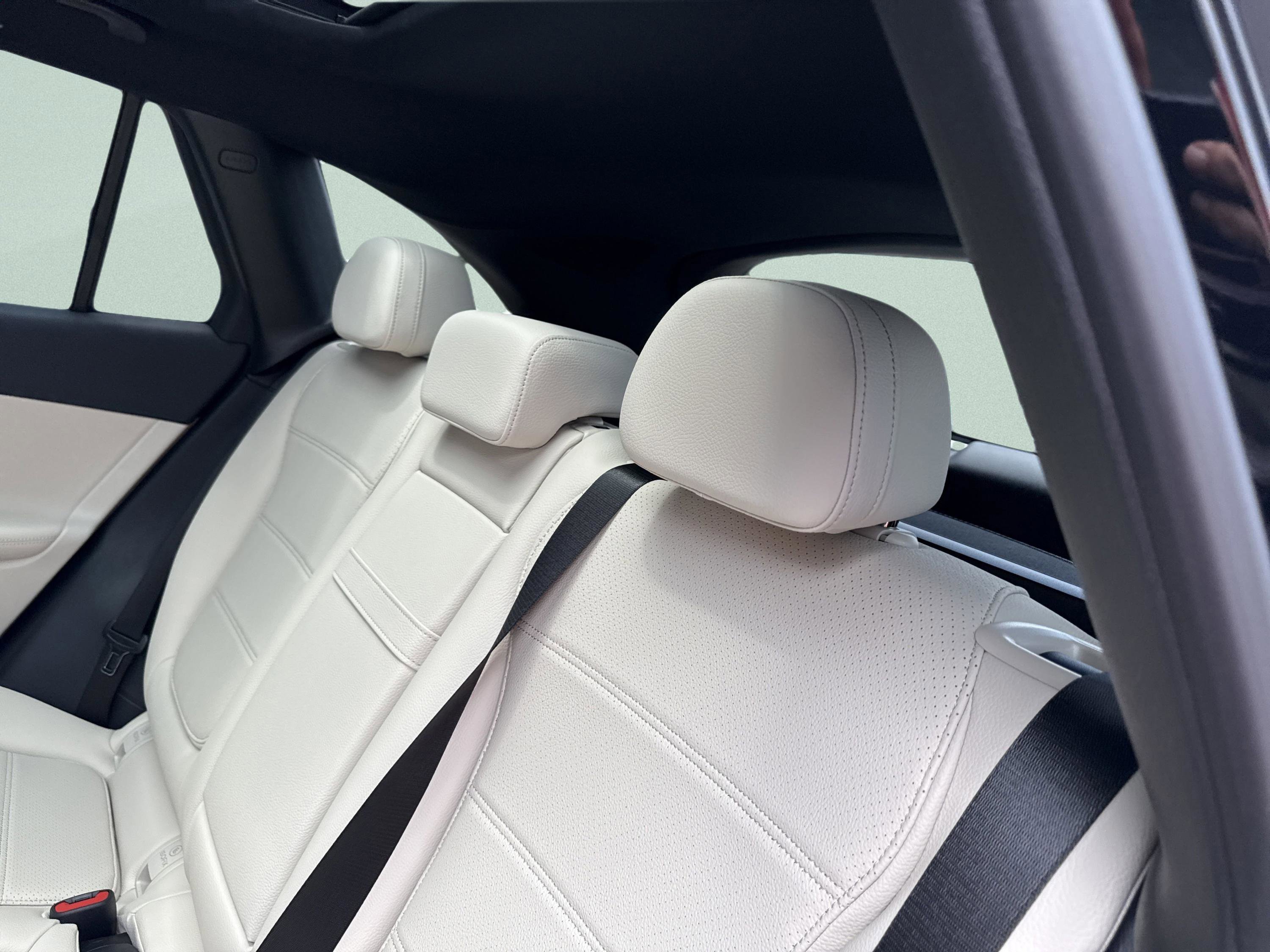 Certified Used 2026 Black Mercedes-Benz GLC 300 image 29