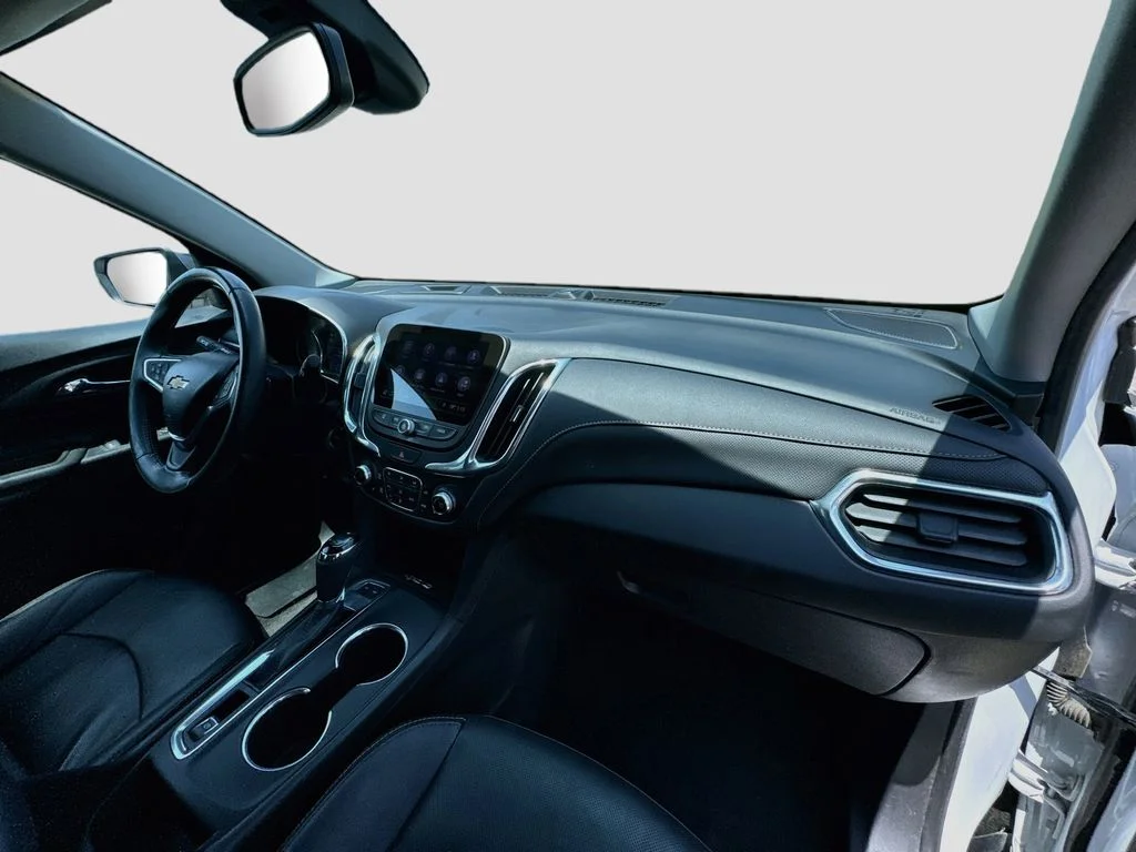 Used 2020 Beige Chevrolet Premier image 35