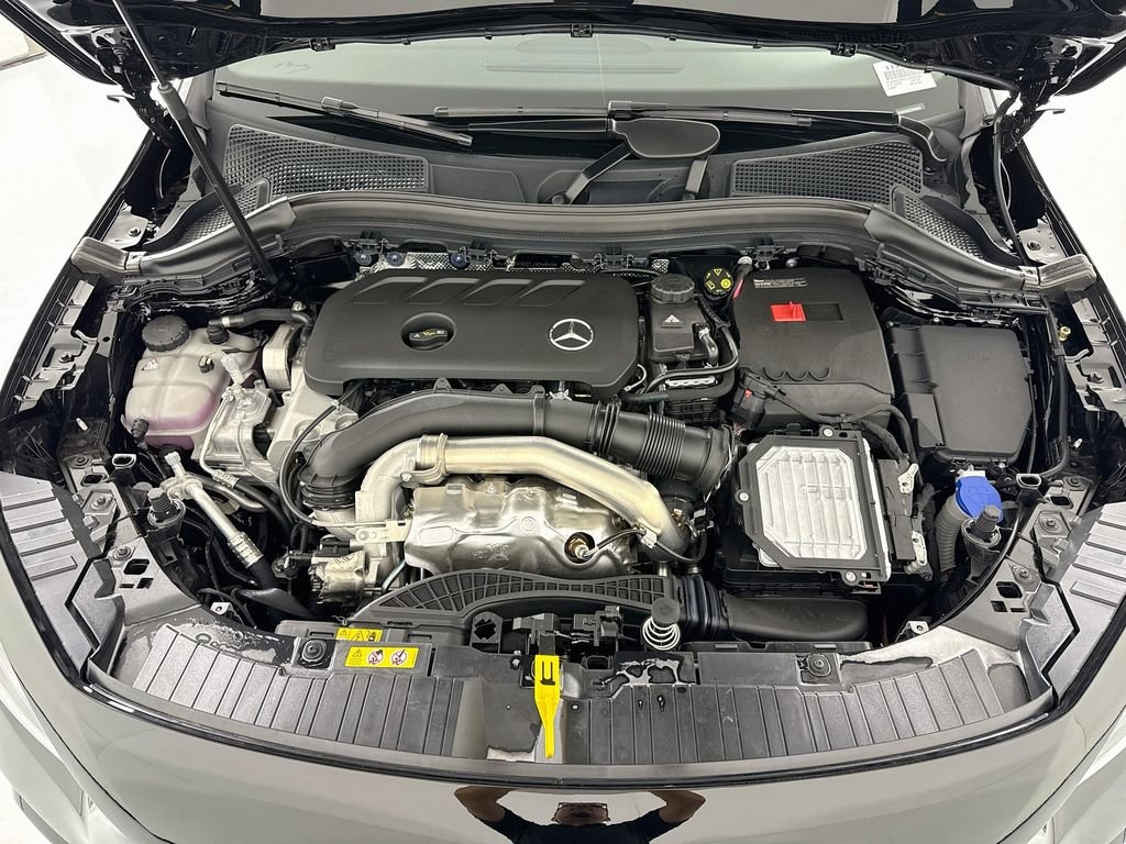 New 2026 Night Black Mercedes-Benz GLA 250 image 30