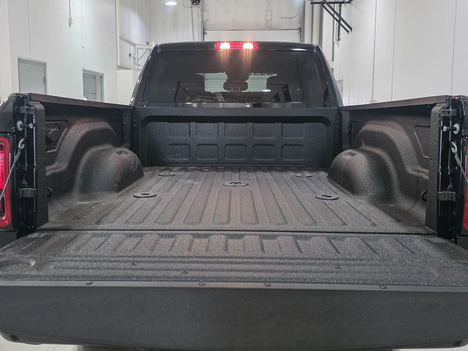 2026 RAM 3500 Big Horn - Photo 17