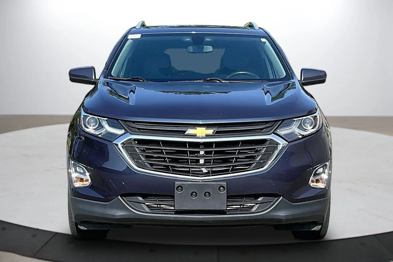 Used 2018 Blue Chevrolet LT image 3