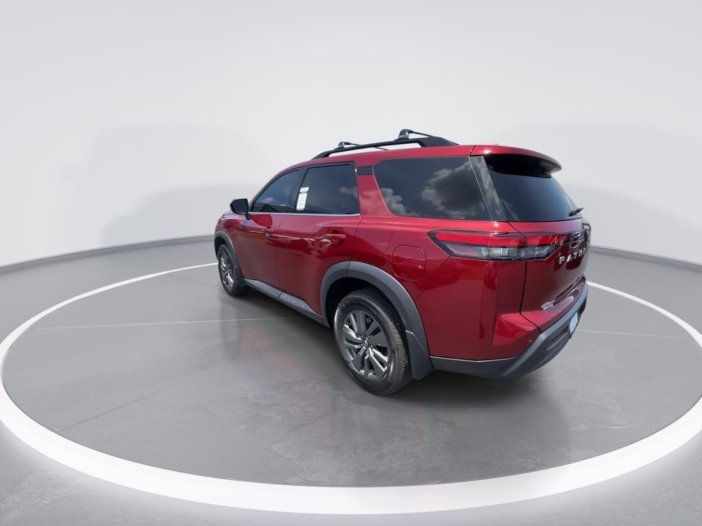 Used 2022 Red Nissan SV image 6