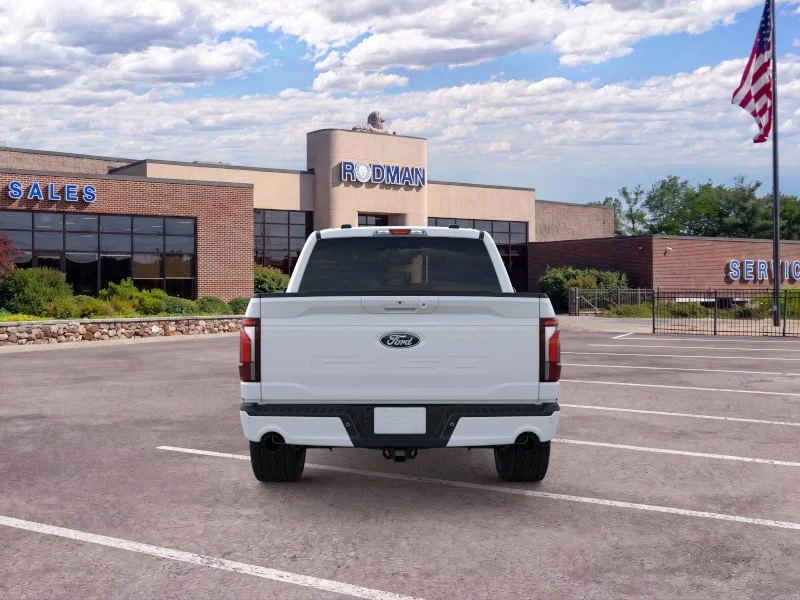 New 2026 Oxford White Ford Lariat® image 38