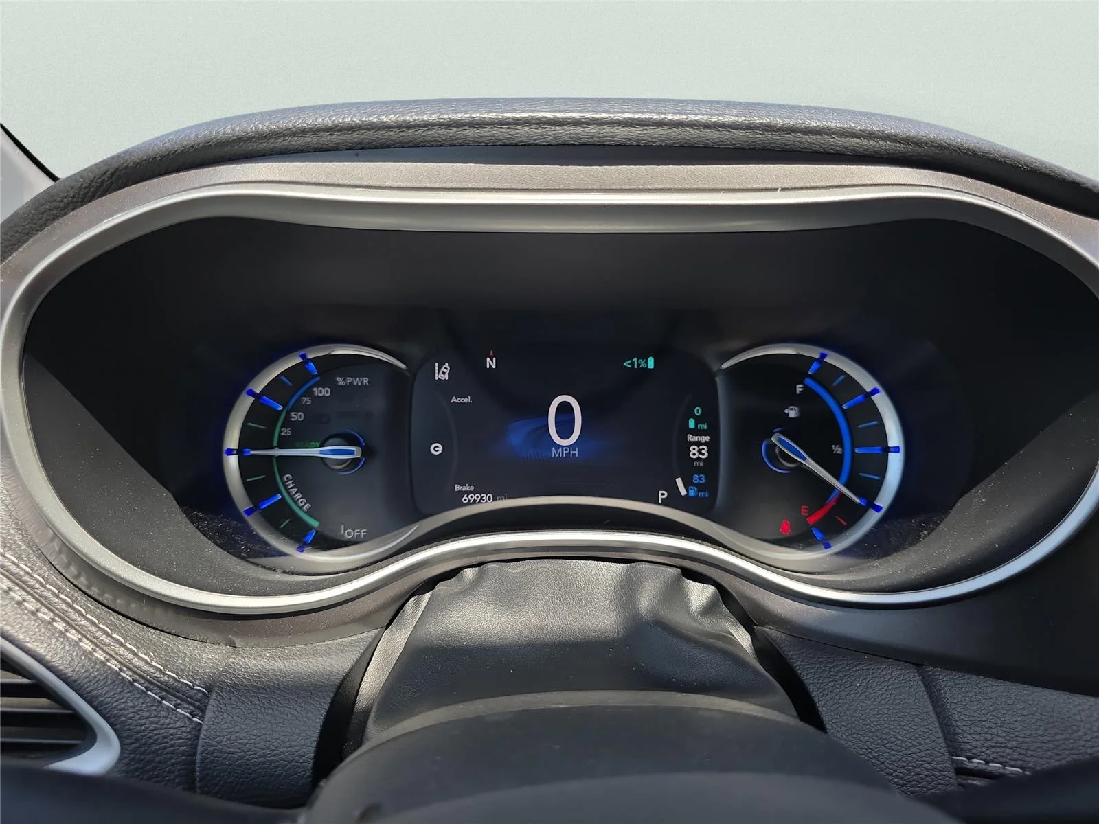 Used 2024 Black Chrysler Hybrid Select image 11