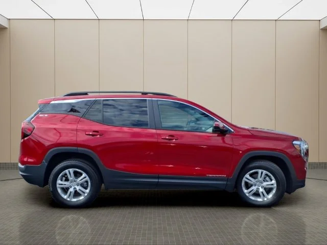 Used 2024 Red GMC SLE image 7