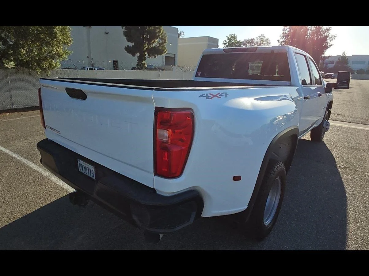 Used 2024 Summit White Chevrolet WT DRW image 11