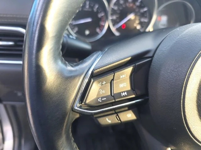 Used 2020 Silver Mazda Touring image 19