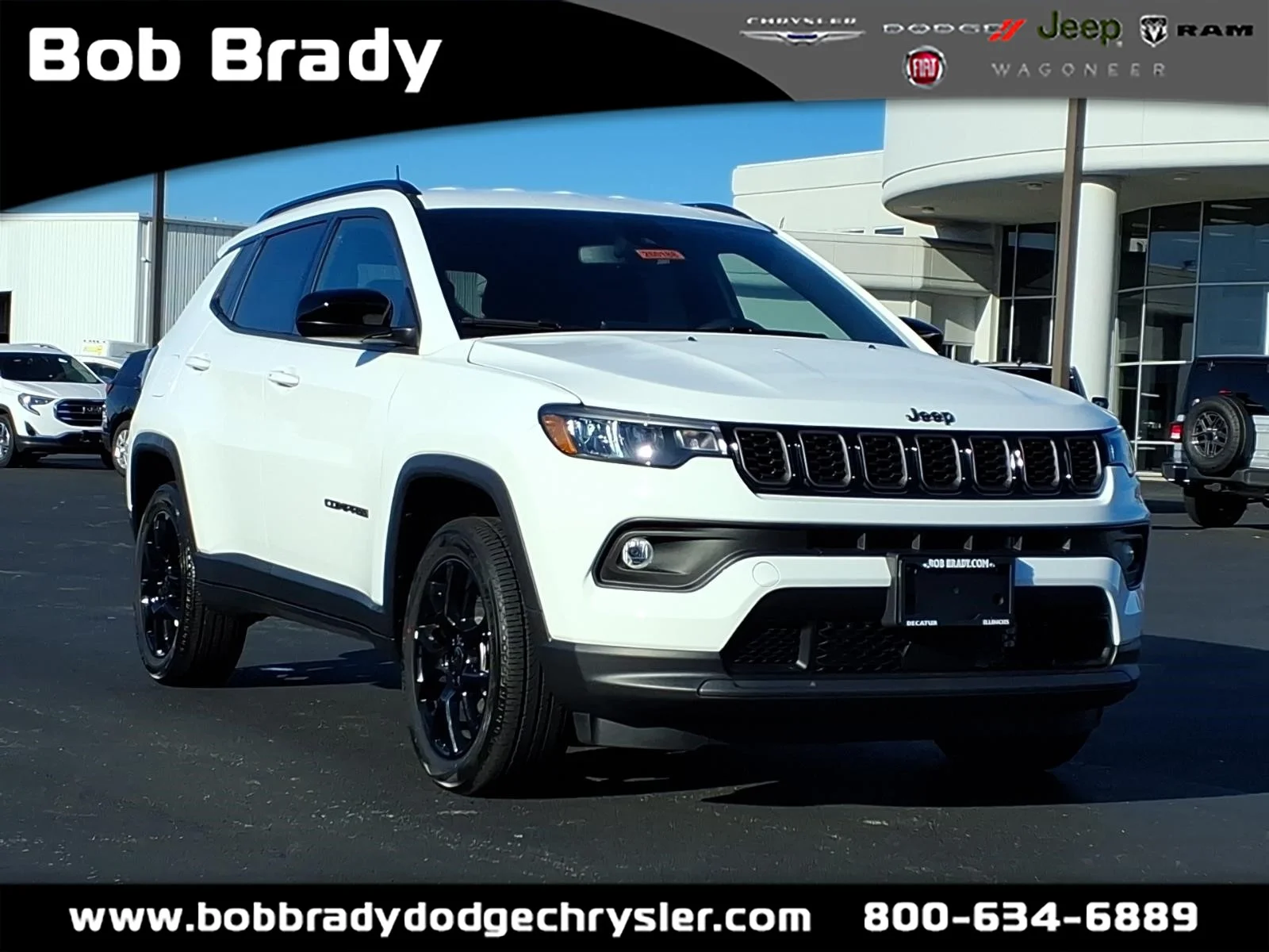 New 2026 Bright White Clear Coat Jeep Latitude Altitude image 1