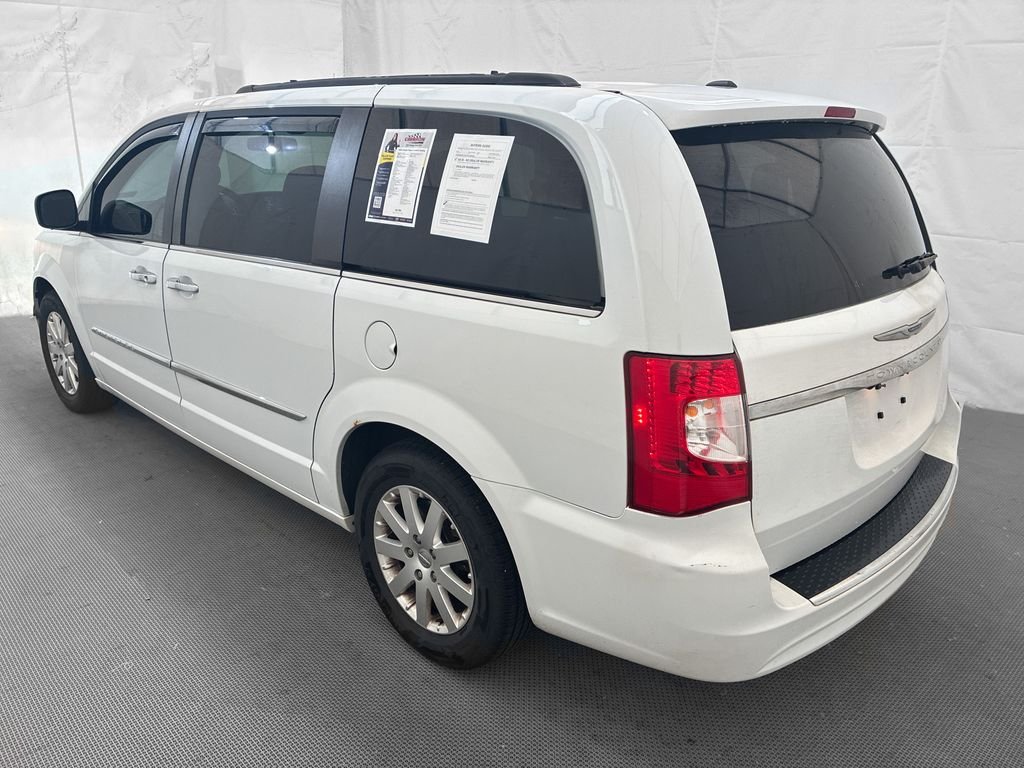 Used 2016 White Chrysler Touring image 4